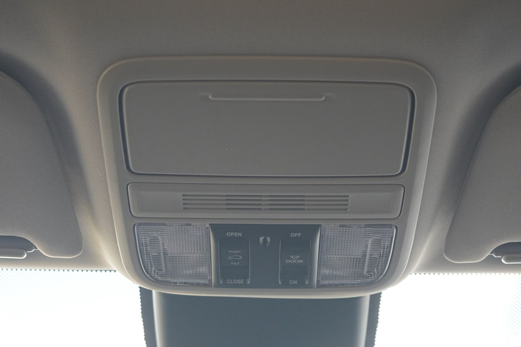 Thumbnail: 2026 Honda Odyssey - 26