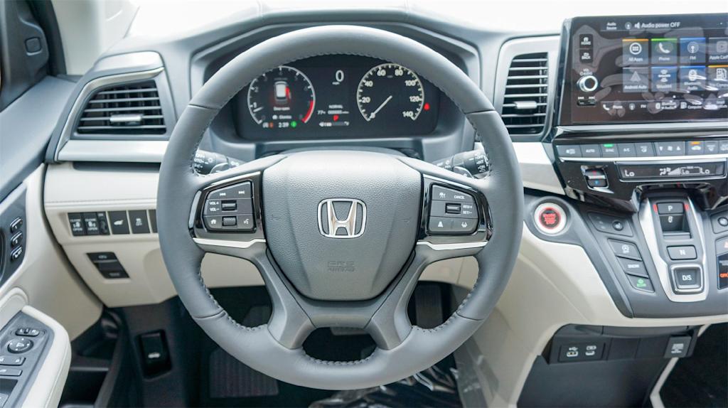 Thumbnail: 2026 Honda Odyssey - 14