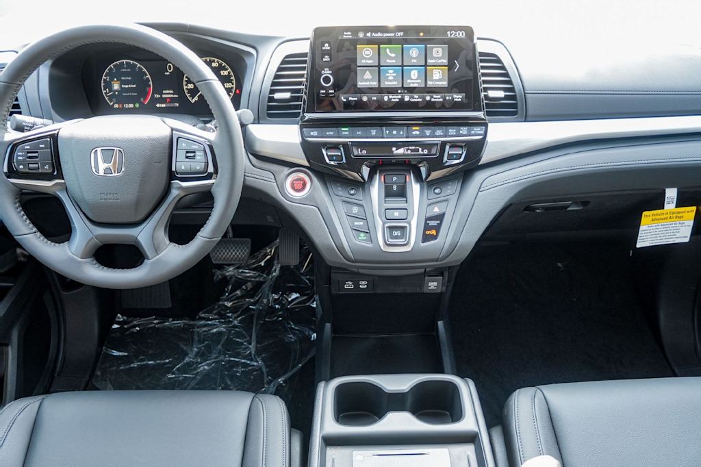 Thumbnail: 2026 Honda Odyssey - 10