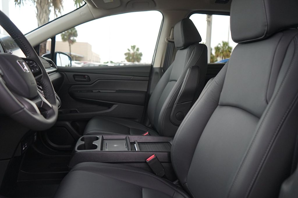Thumbnail: 2026 Honda Odyssey - 11