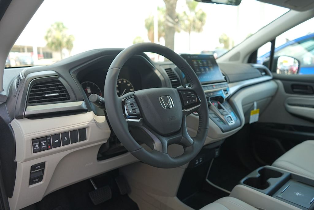Thumbnail: 2026 Honda Odyssey - 2