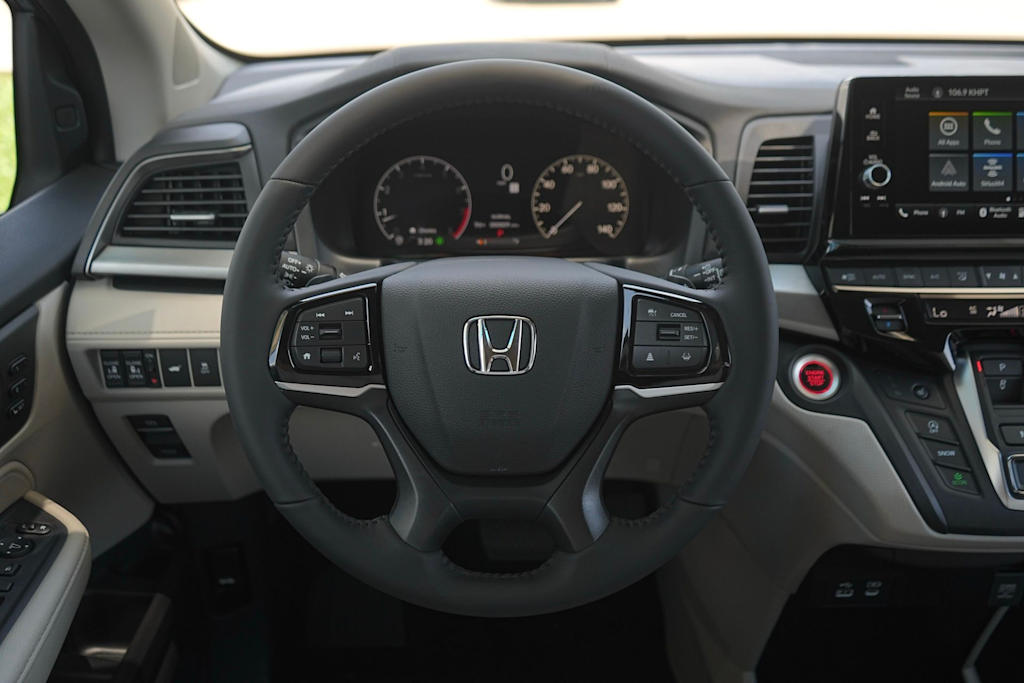 Thumbnail: 2026 Honda Odyssey - 14