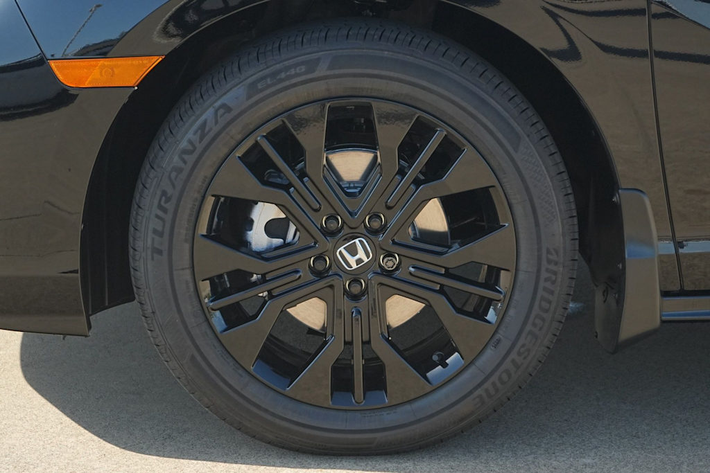 Thumbnail: 2026 Honda Odyssey - 8