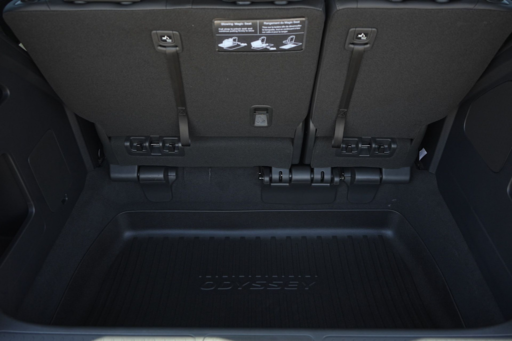 Thumbnail: 2026 Honda Odyssey - 21