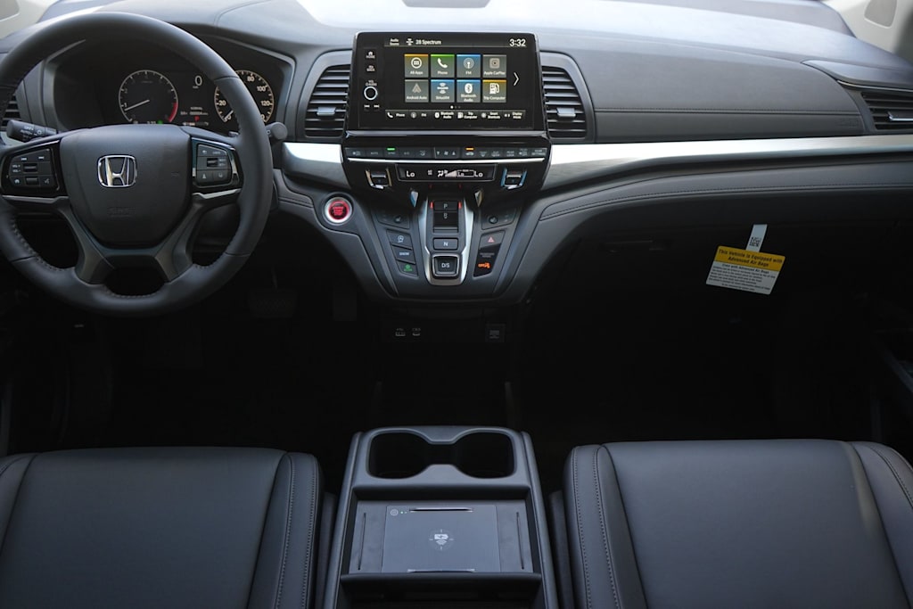 Thumbnail: 2026 Honda Odyssey - 10