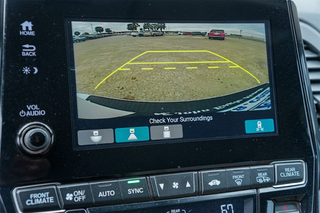 Thumbnail: 2019 Honda Odyssey - 25