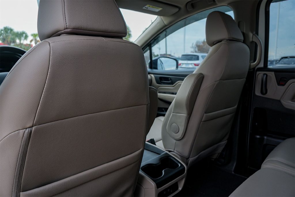 Thumbnail: 2019 Honda Odyssey - 12