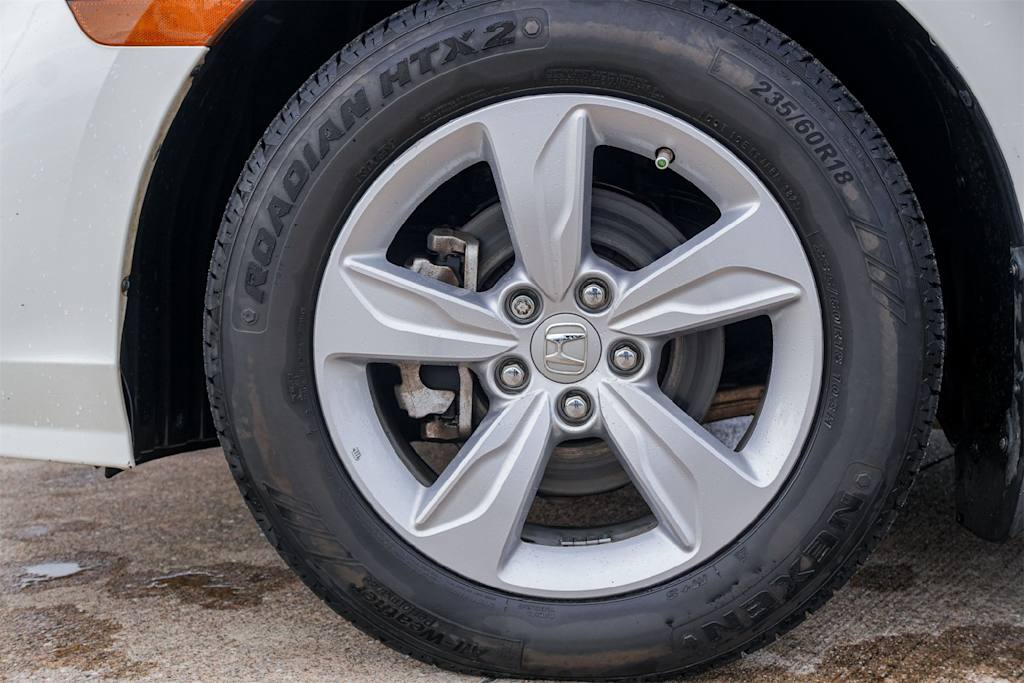 Thumbnail: 2019 Honda Odyssey - 8