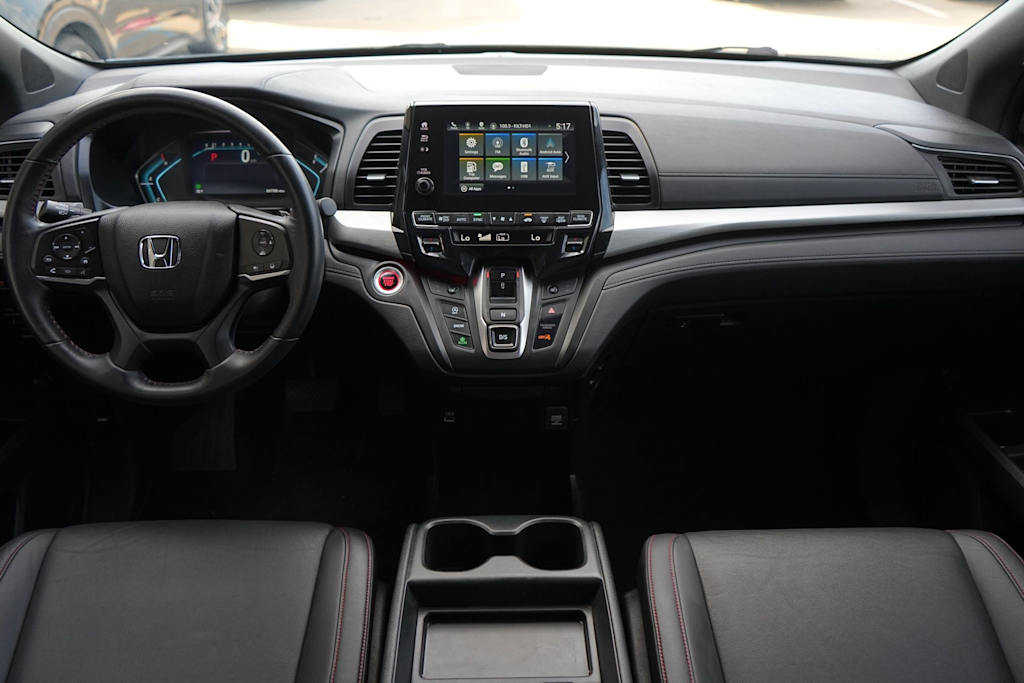 Thumbnail: 2023 Honda Odyssey - 10