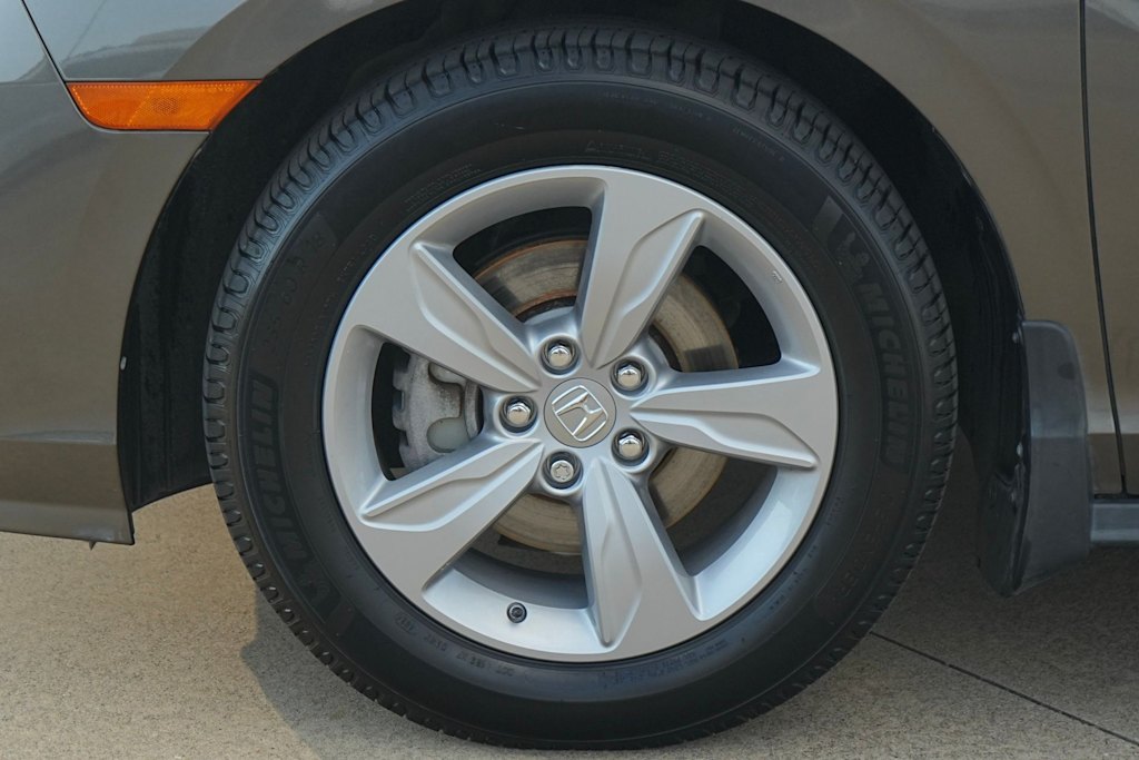 Thumbnail: 2020 Honda Odyssey - 8