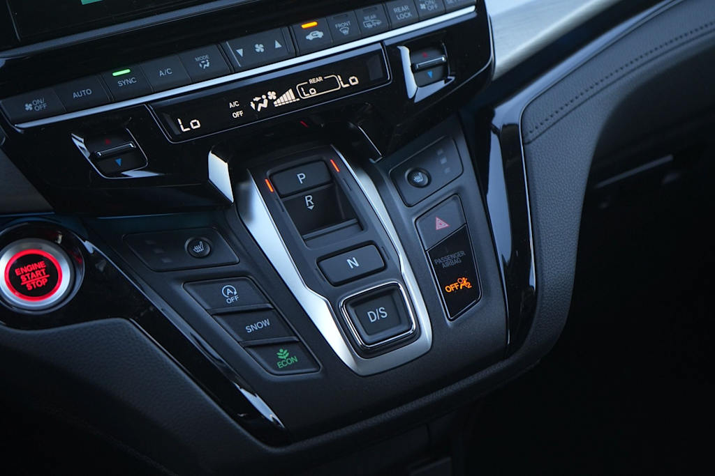 Thumbnail: 2026 Honda Odyssey - 15