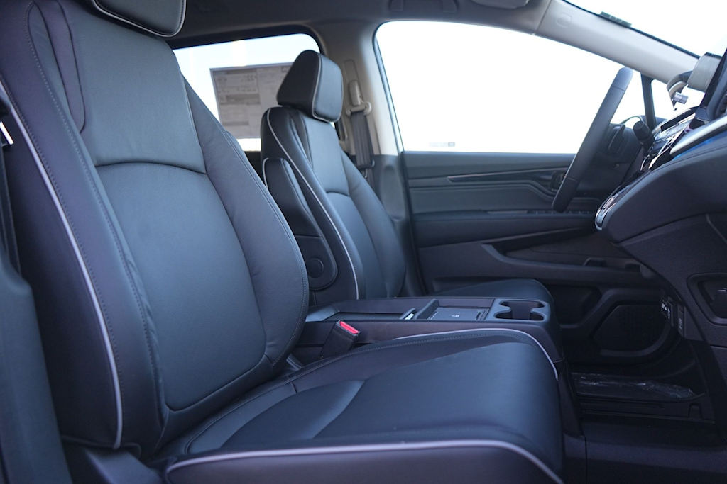 Thumbnail: 2026 Honda Odyssey - 11