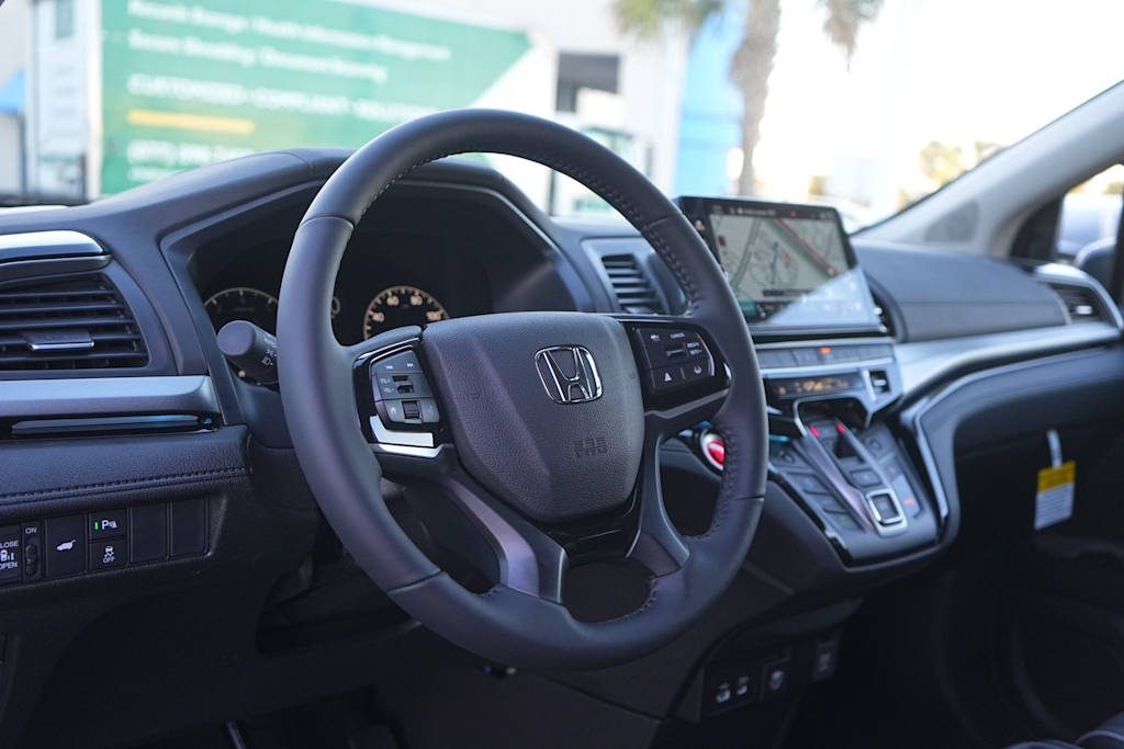 Thumbnail: 2026 Honda Odyssey - 2