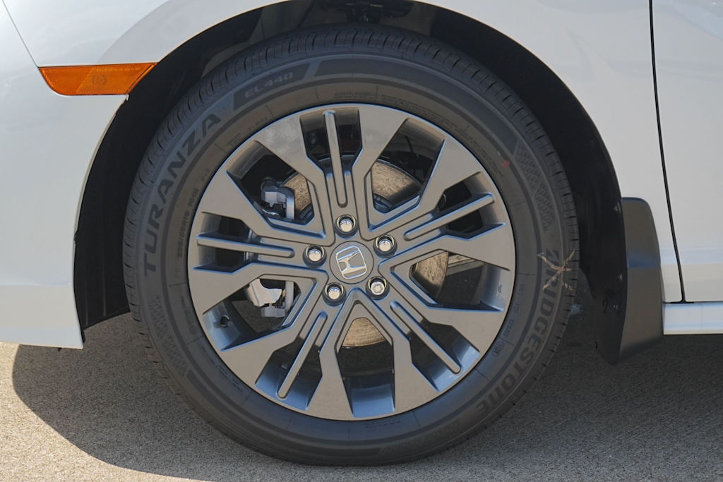 Thumbnail: 2026 Honda Odyssey - 8