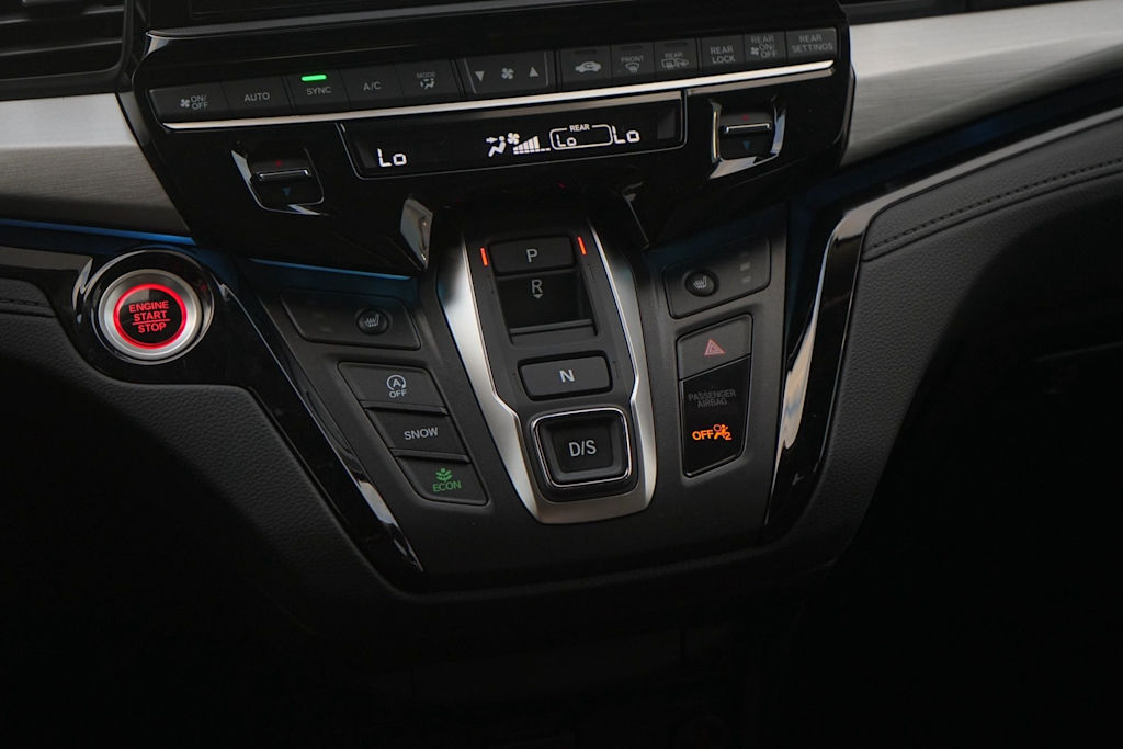 Thumbnail: 2026 Honda Odyssey - 20