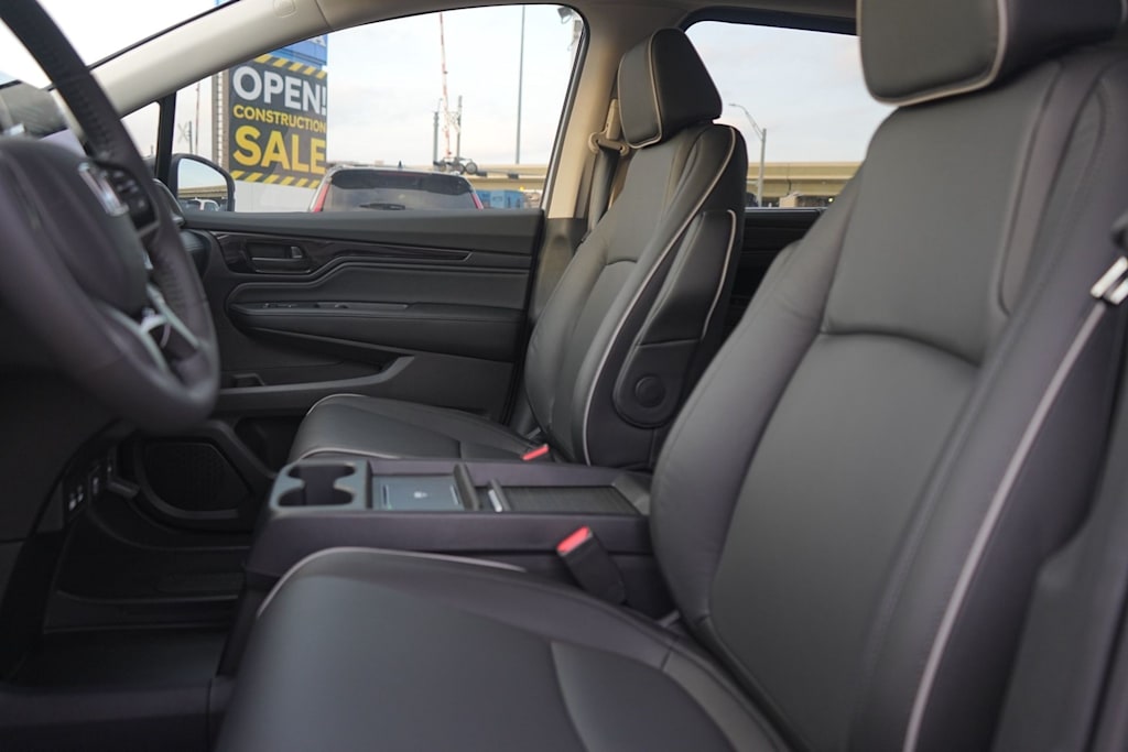 Thumbnail: 2026 Honda Odyssey - 11