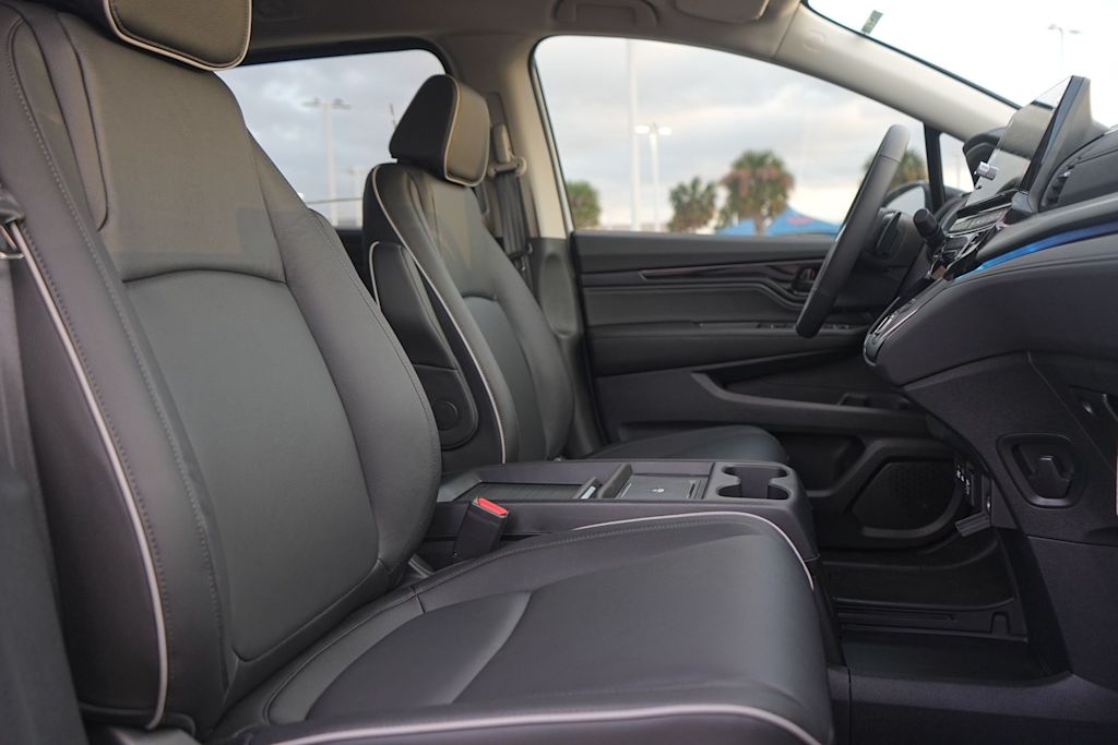 Thumbnail: 2026 Honda Odyssey - 12