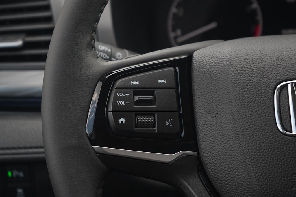 Thumbnail: 2026 Honda Odyssey - 21