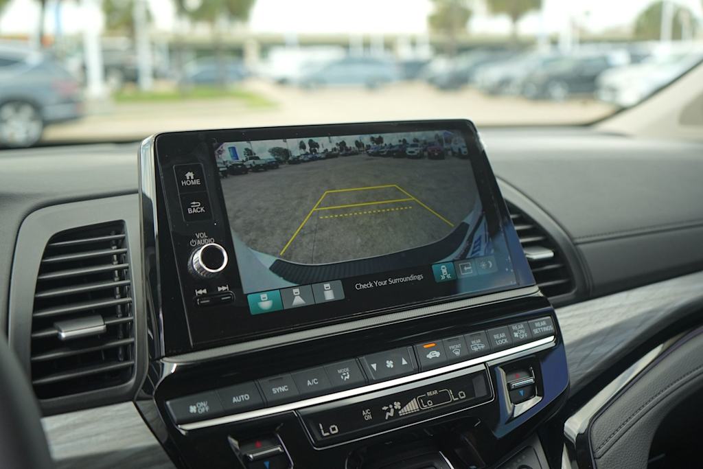 Thumbnail: 2026 Honda Odyssey - 24