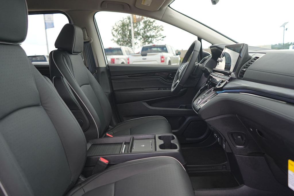 Thumbnail: 2026 Honda Odyssey - 11