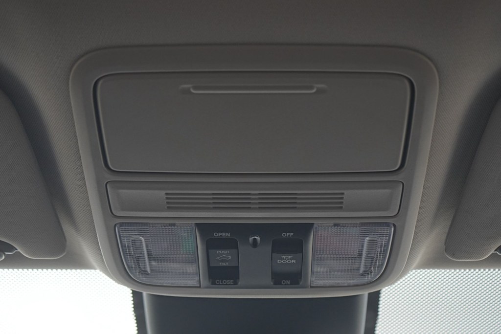 Thumbnail: 2026 Honda Odyssey - 25