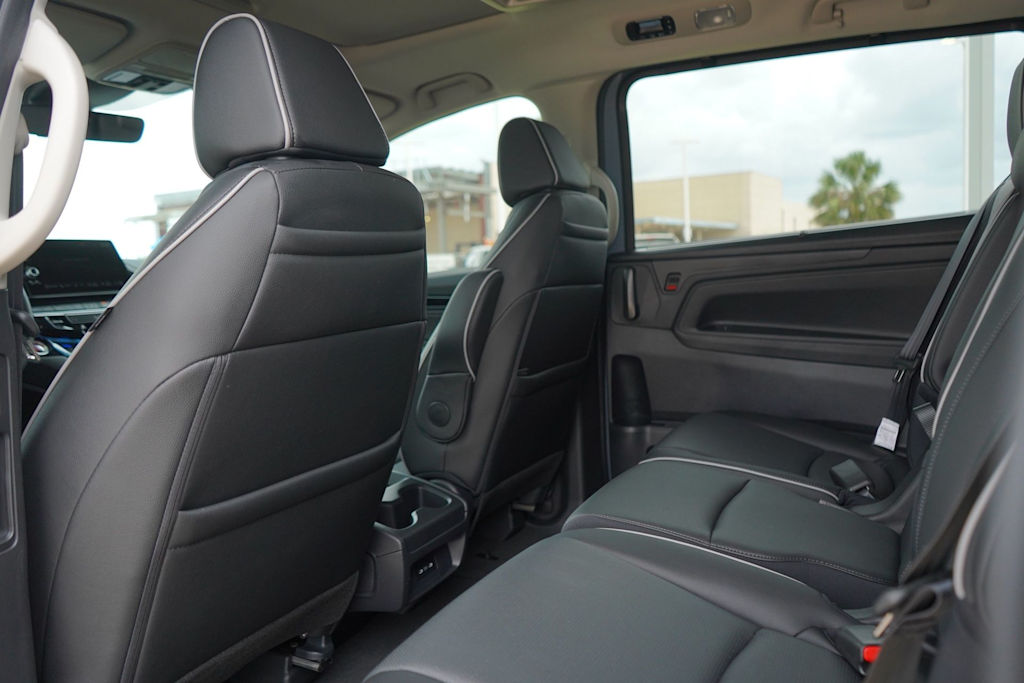 Thumbnail: 2026 Honda Odyssey - 20