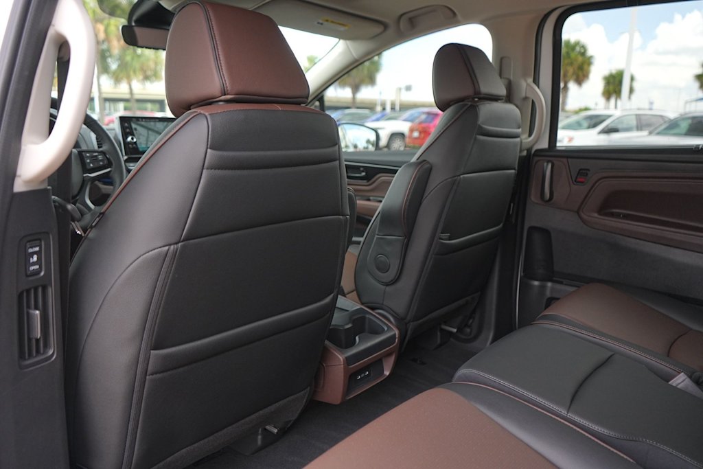 Thumbnail: 2026 Honda Odyssey - 13