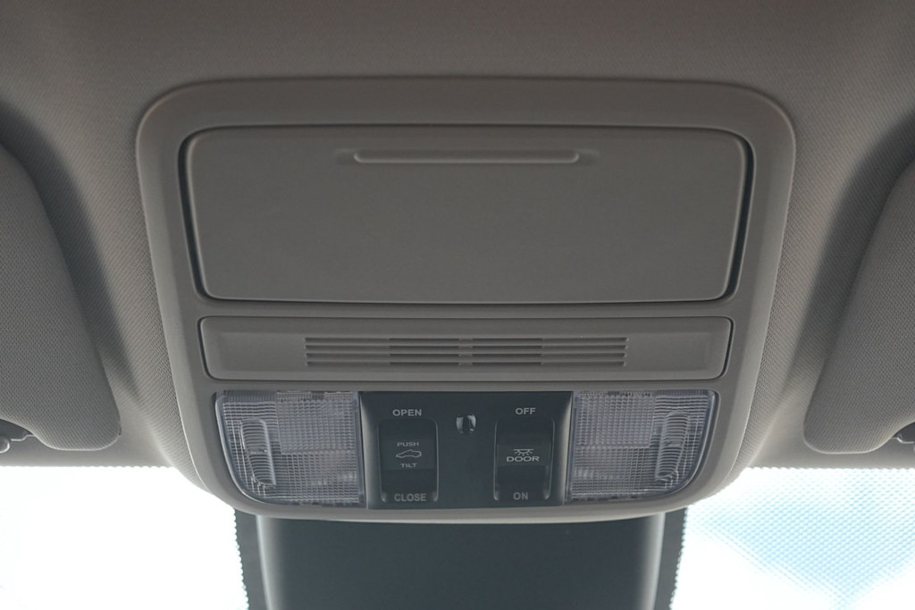 Thumbnail: 2026 Honda Odyssey - 26