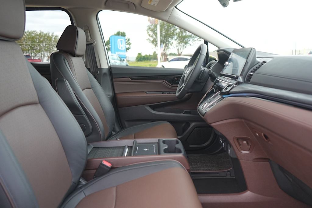 Thumbnail: 2026 Honda Odyssey - 12