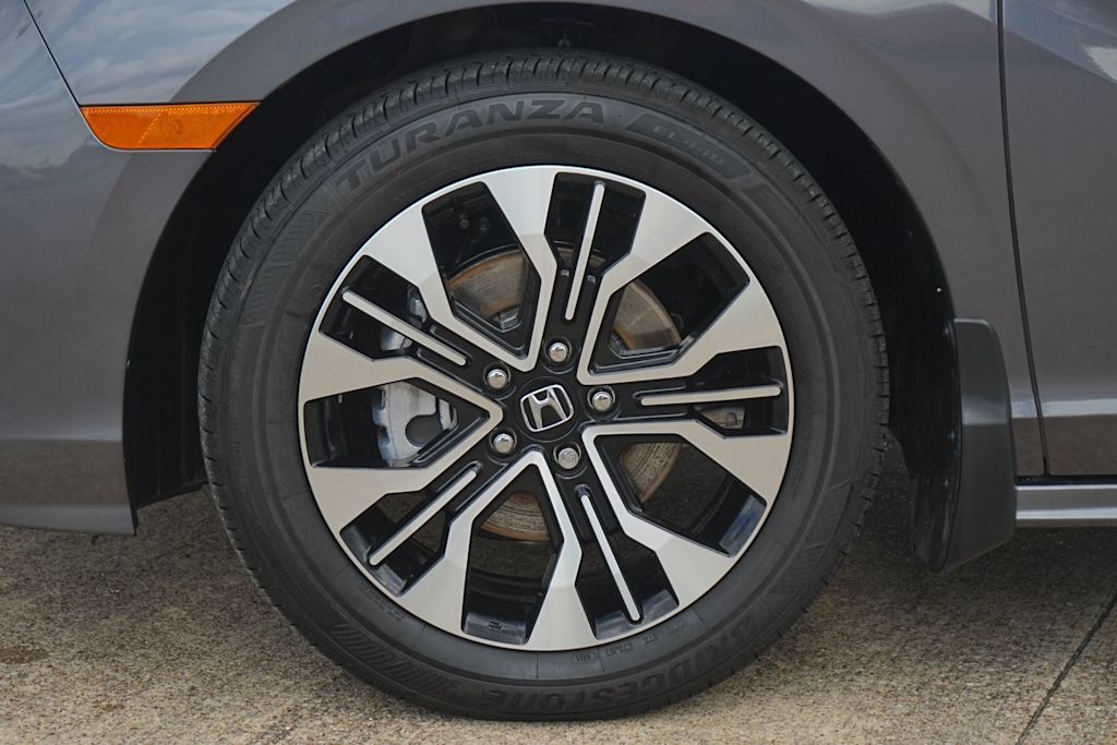 Thumbnail: 2026 Honda Odyssey - 8