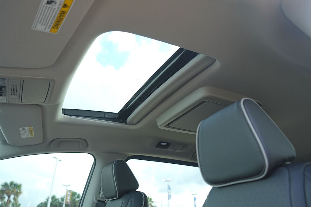 Thumbnail: 2026 Honda Odyssey - 26