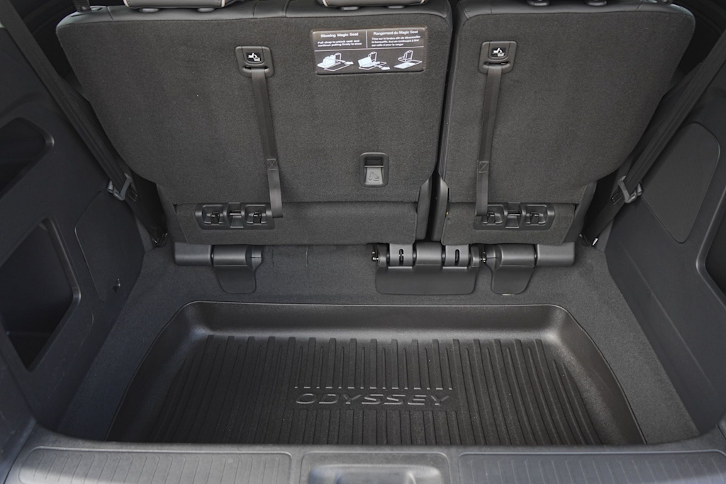 Thumbnail: 2026 Honda Odyssey - 29
