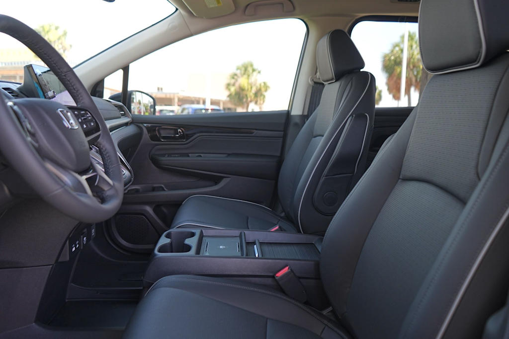 Thumbnail: 2026 Honda Odyssey - 11