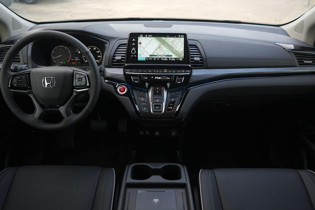 Thumbnail: 2026 Honda Odyssey - 10