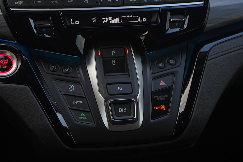Thumbnail: 2026 Honda Odyssey - 21