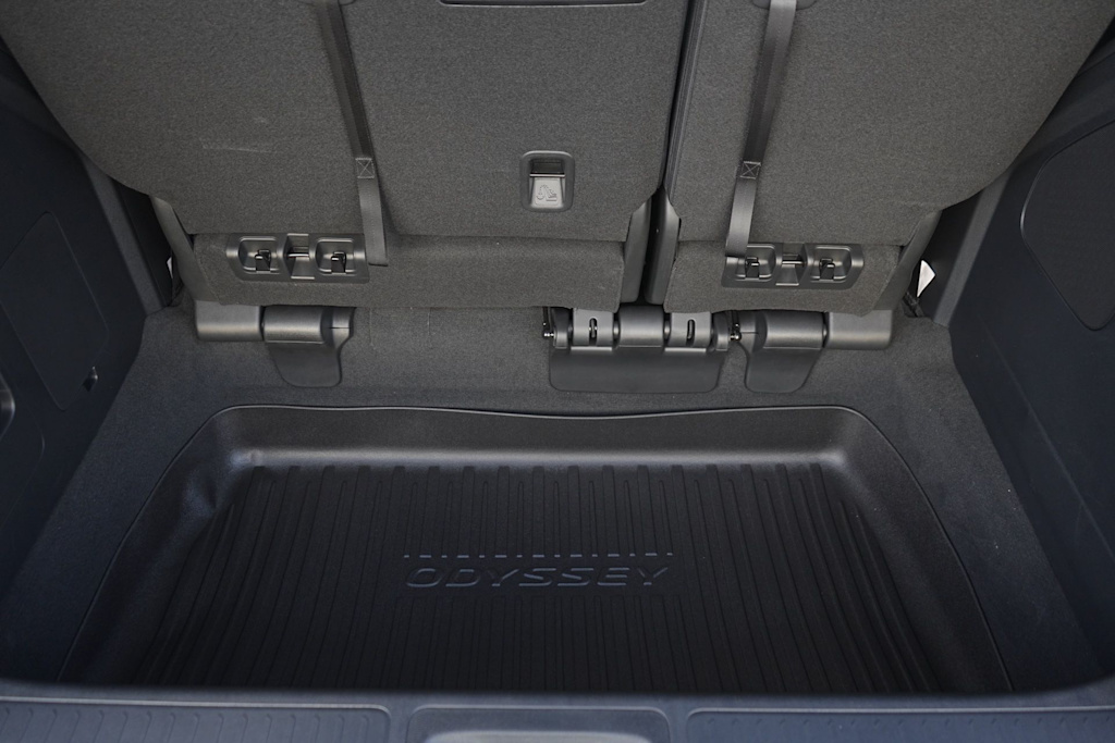 Thumbnail: 2026 Honda Odyssey - 17