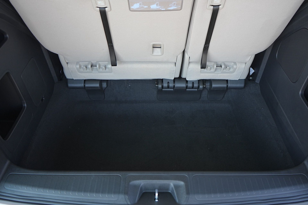Thumbnail: 2027 Honda Odyssey - 16