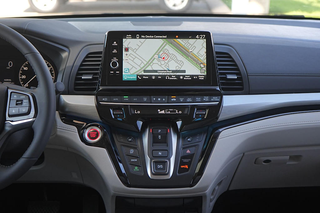 Thumbnail: 2027 Honda Odyssey - 15