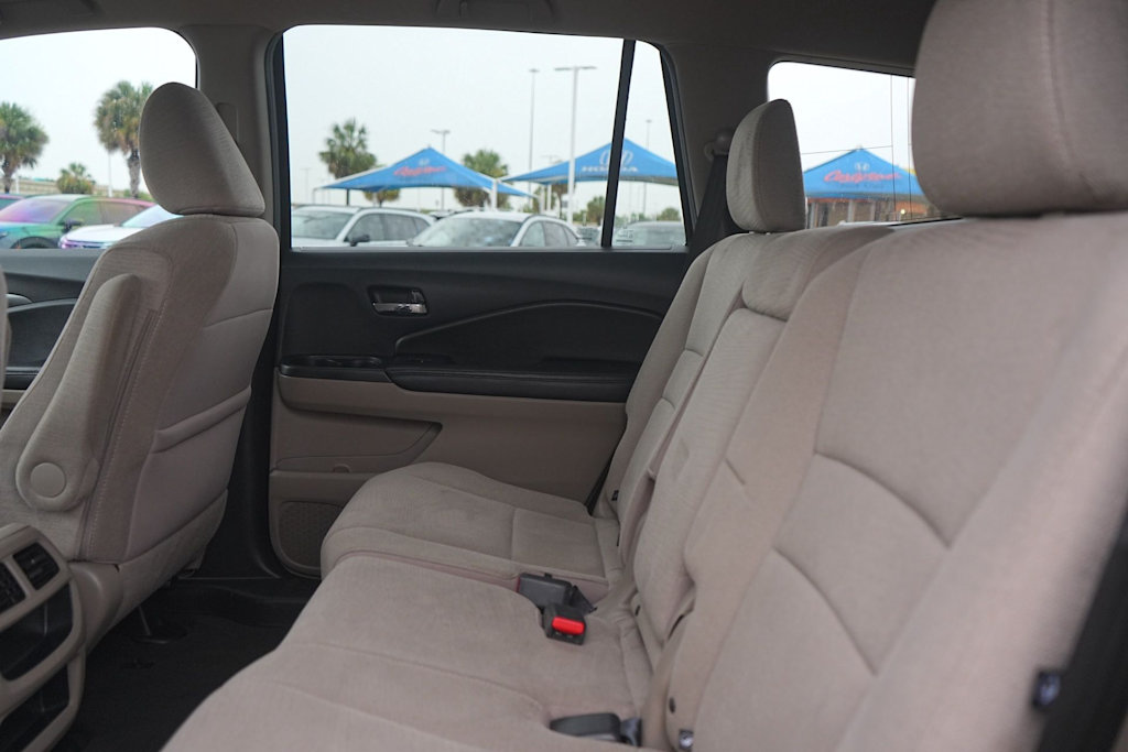 Thumbnail: 2016 Honda Pilot - 22