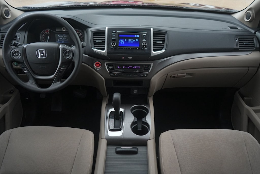 Thumbnail: 2016 Honda Pilot - 10