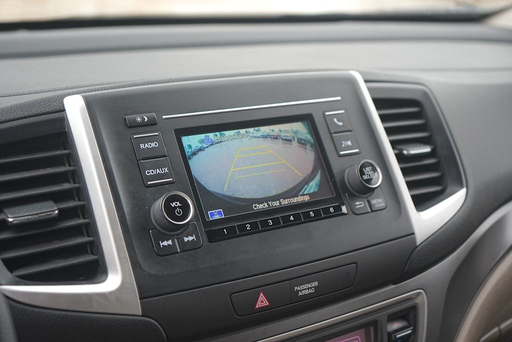 Thumbnail: 2016 Honda Pilot - 27