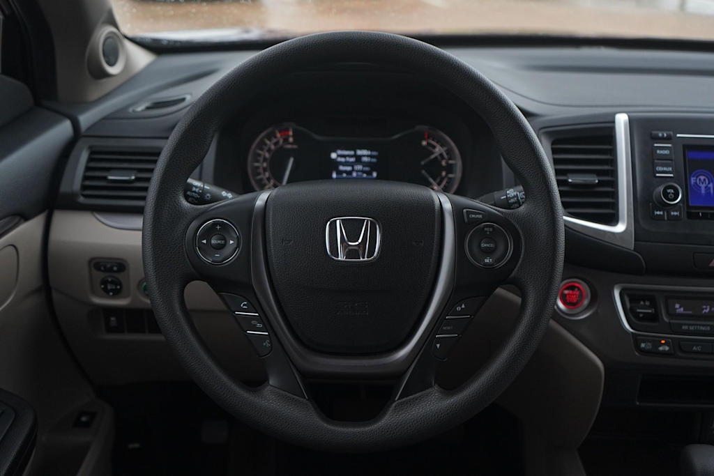 Thumbnail: 2016 Honda Pilot - 14