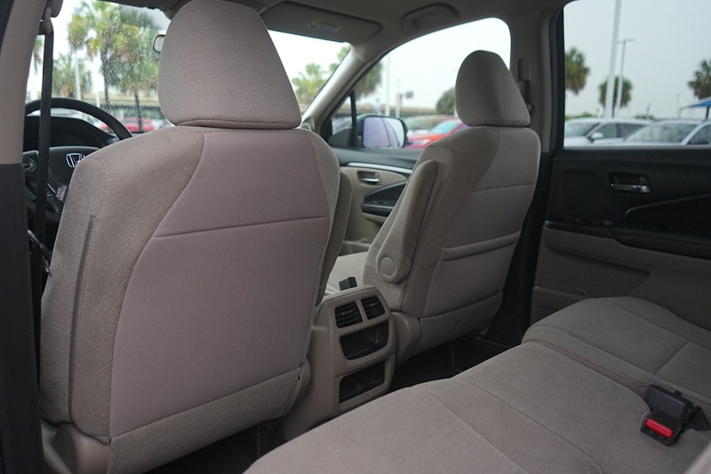 Thumbnail: 2016 Honda Pilot - 13