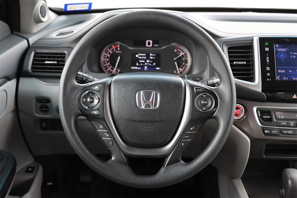 Thumbnail: 2016 Honda Pilot - 14