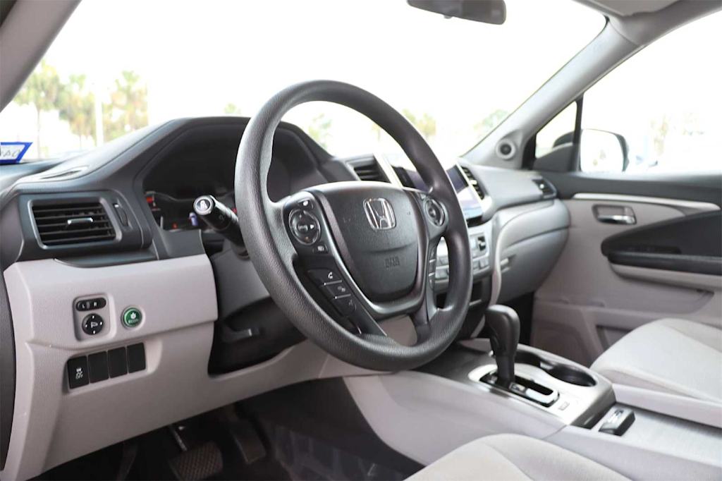 Thumbnail: 2016 Honda Pilot - 2