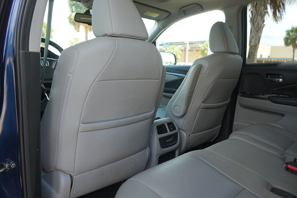 Thumbnail: 2017 Honda Pilot - 13
