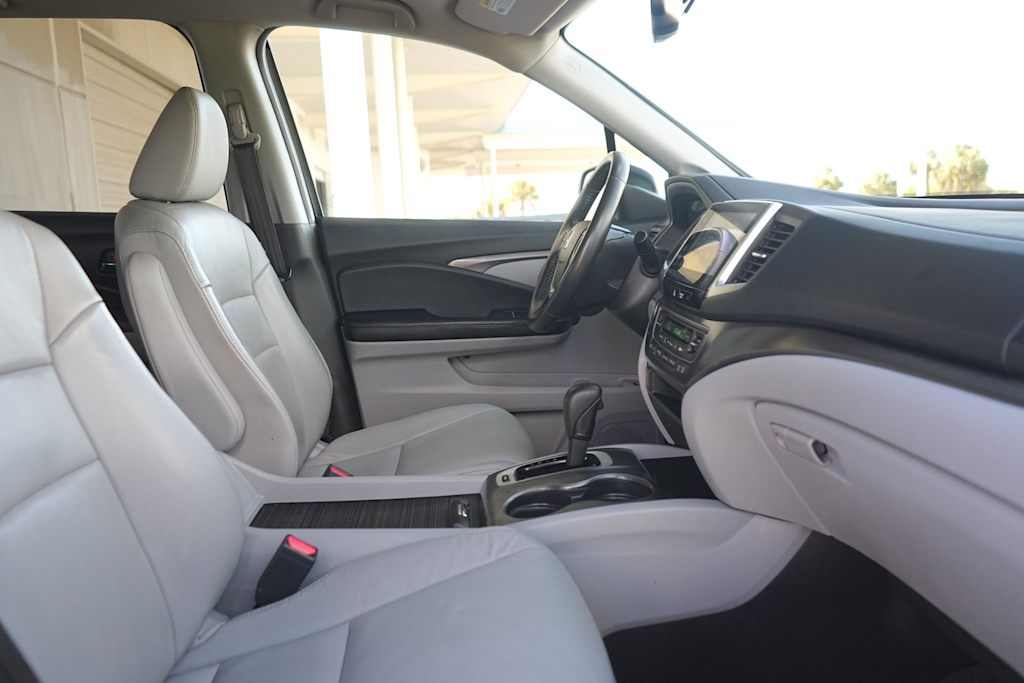 Thumbnail: 2016 Honda Pilot - 12