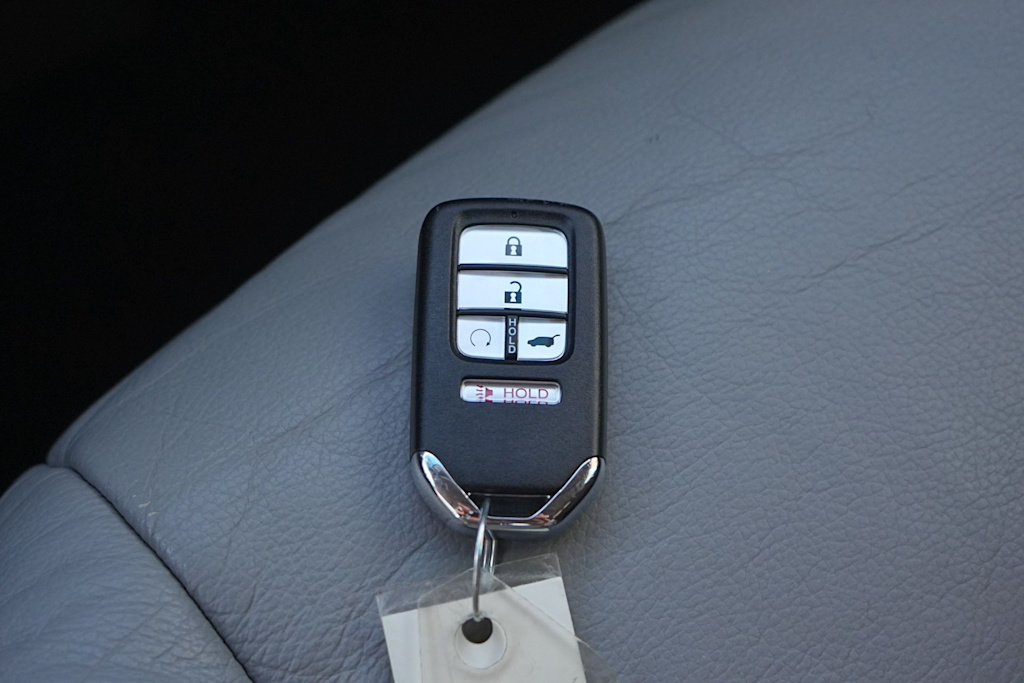 Thumbnail: 2016 Honda Pilot - 19