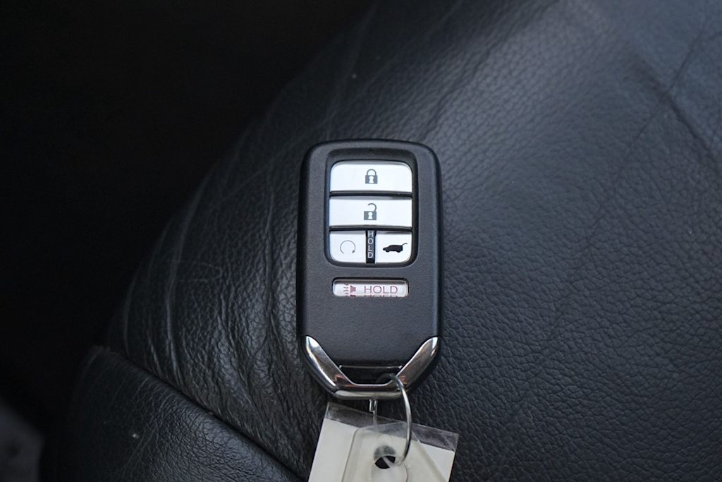 Thumbnail: 2019 Honda Pilot - 19