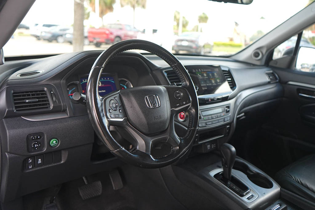 Thumbnail: 2019 Honda Pilot - 2